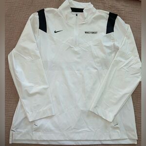 Wake Forest Nike Men’s windbreaker 1/4 Zip